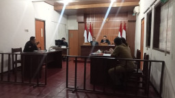 Sidang Ajudikasi Non Litigasi Sengketa Informasi Dugaan Penyewaan Rumdin Kadisperindag Jatim Masuk Tahap Pembuktian