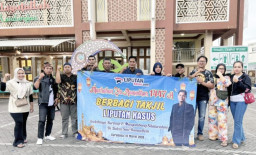 Media Liputan Kasus Gelar Aksi Berbagi, 500 Paket Takjil Dibagikan ke Pengguna Jalan