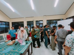 Dana CSR Pengganti Makam Diduga Di Embat, Warga Kedung Baruk Murka