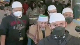 Polisi Tangkap Abdul Qadir Baraja Pemimpin Khalifah Khilafatul Muslimin, Ternyata Pernah Dihukum Karena Terlibat Pengeboman Candi Borobudur