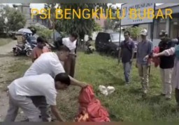 Viral Video Kader PSI Bengkulu Mundur Dan Bakar Atribut Partai