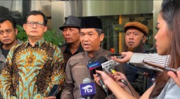 Tindaklanjut Survei OCCRP, Aktivis Anti Korupsi Desak KPK Periksa Jokowi