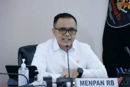 Klarifikasi Menpan-RB Terkait Anggaran Kemiskinan Rp500Triliun Habis Untuk Hotel Dan Rapat