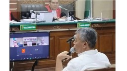 Jadi Saksi Kasus Suap Dana Hibah Jatim, Kusnadi 'Cokot' Sekdaprov