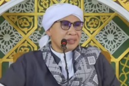 Apa Hukum Ziarah Ke Makam Saat Idul Fitri? Begini Penjelasan Buya Yahya