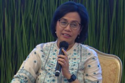 Kala Sri Mulyani Tertawa Kecil Bicara Belanja Pesawat Tempur Salah Satu Capres