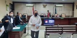Kasus Dana Hibah Jatim! Sahat Tua Di Tuntut 12 Tahun Penjara Dan Dicabut Hak Politiknya Selama 5 Tahun