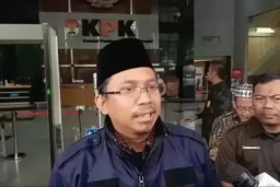 KPK Datangi RSUD Sibar Untuk Pastikan Kondisi Tersangka Korupsi Ahmad Mudhlor Ali Bupati Sidoarjo