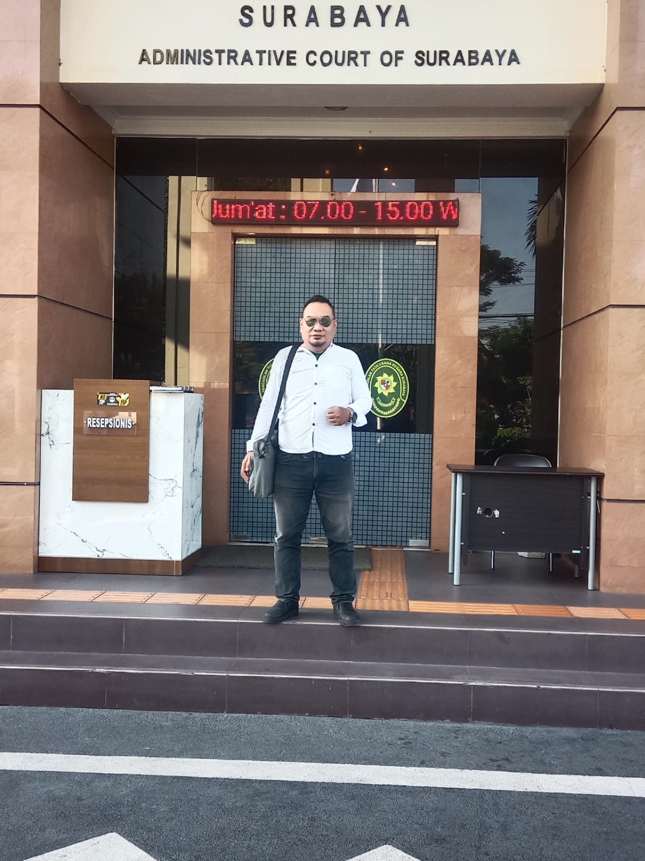 Achmad Garad pimpinan MRD saat di PTUN Surabaya. Kamis (2/7/2026)