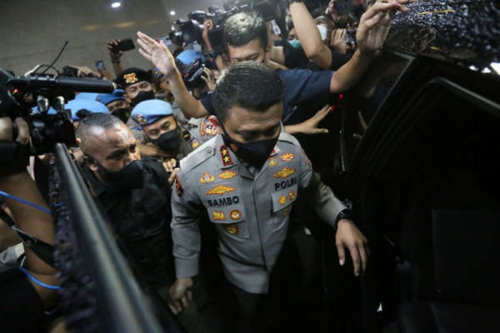Keterlibatan Irjen Ferdy Sambo Terungkap? Bareskrim Minta Bantuan Brimob, Tegang!!