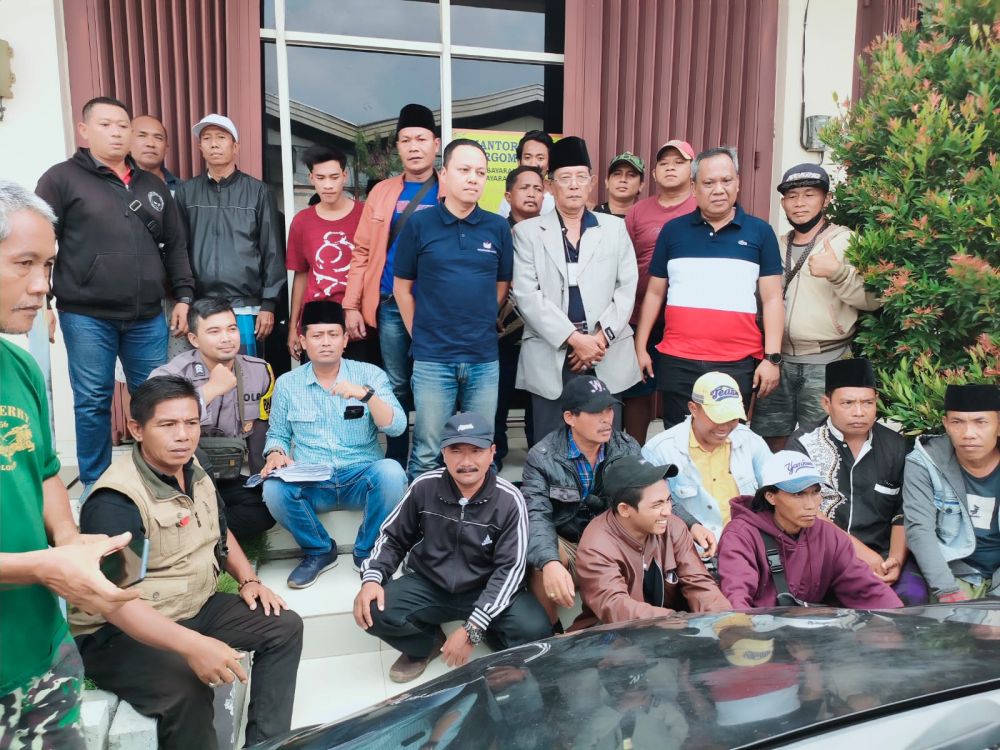 Berharap Tidak Digusur, PKL Bersilaturahmi Ke Kantor PT Waringin Margomulyo Permai Surabaya