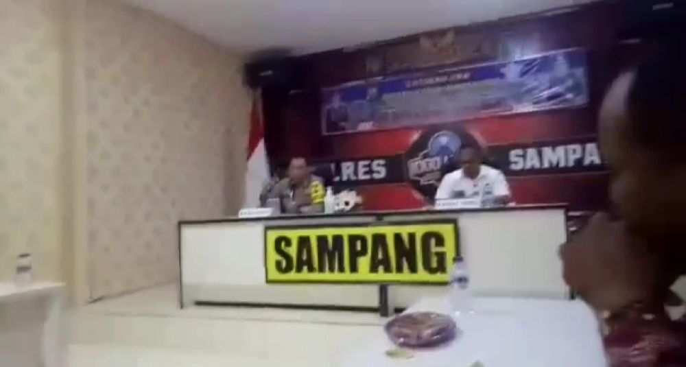 Beredar Vidio Kapolres Sampang Minta Jajarannya Pilih-Pilih Media, Ketua DPD PJIDEMOKRASI Jatim : Bapak Kapolres Jangan Obok-Obok Wilayah Kami