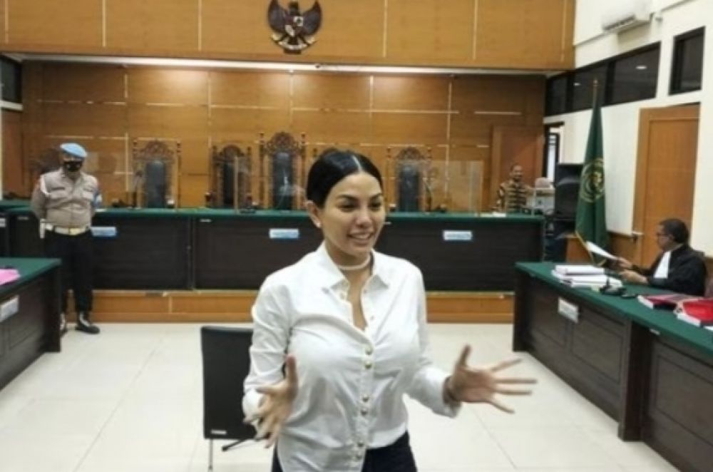 Nikita Mirzani Dibebaskan Dari Dakwaan, Ini Alasan Hakim