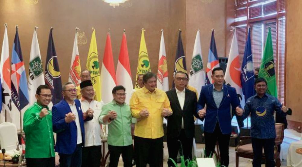 8 Ketua Umum Parpol Berkumpul Dan Bergandengan Tangan Di Dharmawangsa, Ada Apa?