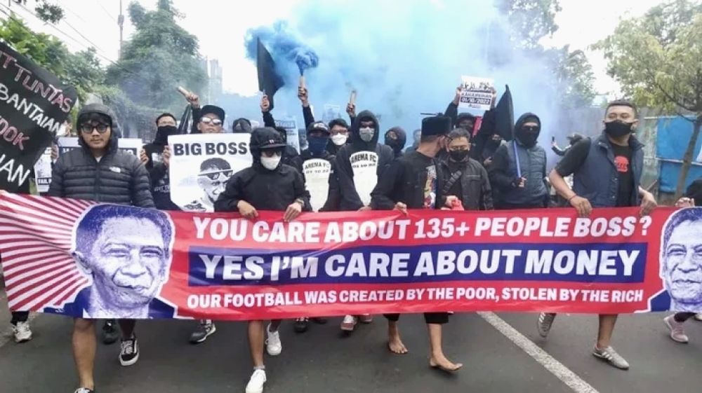 Aremania Demo Managemen Arema FC, Tuntut Hal Ini Dan Di Deadline 14x24Jam