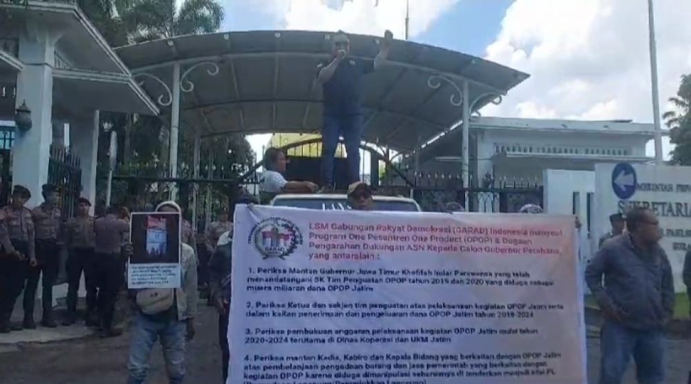 Ternyata Ini Alasan Garad Nyatakan Pj Gubernur dan Pj Sekdaprov Jatim Telah 'Innalilahi Wainnailaihi Rojiun' Di Penutup Aksi Demonya