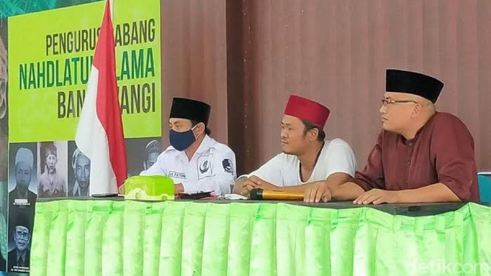 Pertikaian Gus Samsudin VS Pesulap Merah Ditanggapi Ketua Persatuan Dukun Nusantara, Keduanya Sudah Offside!!!