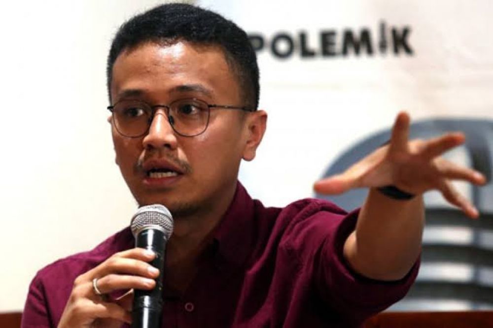 Vidio Jokowi Tak Merangkul Surya Paloh Di Acara HUT Golkar Disorot, Faldo Maldini : Mending Pamit Baik-Baik