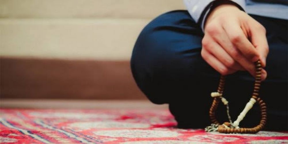 Dzikir Pendek Yang Sangat Disukai Allah, Mudah Diamalkan
