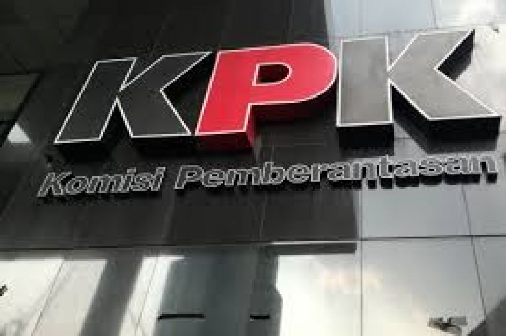 Bukan Soal Dipolitisir Dan Terlibat Atau Tidak, Buktinya KPK Masih Berkoordinasi Untuk Pemanggilan Khofifah Dalam Kaitan Kasus Dana Hibah Jatim