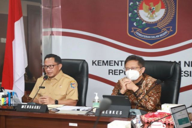 Mendagri Dorong Pemda Percepat Vaksinasi Jelang Tahun Baru 2022