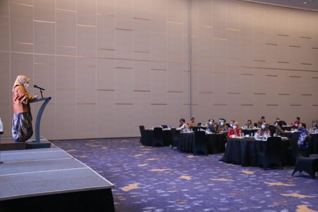 Upaya Ciptakan Keselarasan Kebutuhan Masyarakat Dan Kemampuan Pelayan Publik, Menpan RB Gelar Forum Konsultasi Publik Di Surabaya