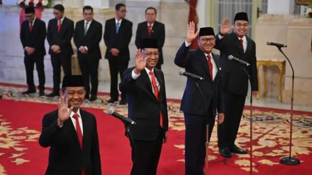 Reshuffle Menteri, Jokowi Lantik Bahlil Sebagai Menteri ESDM Supratman Menkumham Gantikan Yasonna Laoly
