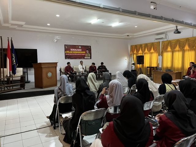 DPR RI Sosialisasikan Empat Pilar Kebangsaan Bersama PC IMM Gresik: Menakar Peran Pemuda Menuju Indonesia Emas 2045