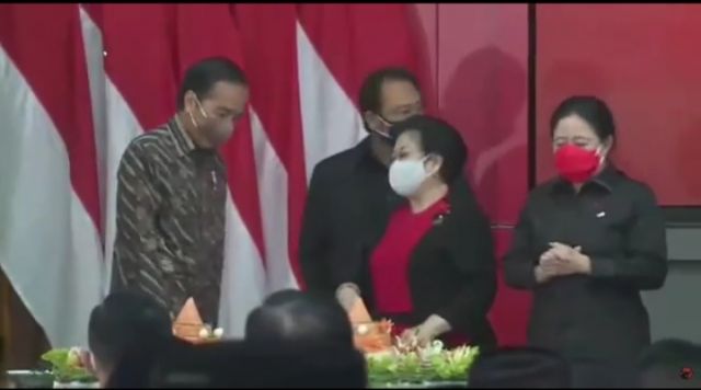 Ultahnya Dirayakan Bu Mega, Jokowi : Seumur-Umur Saya Tidak Pernah Merayakan Seperti Ini