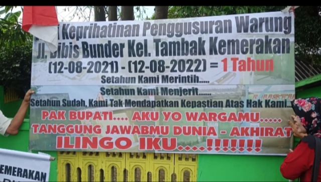 Gus Mudhlor Jadi Pesakitan KPK Mengingatkan Persoalan Penggusuran Warung Bibis Yang Dijadikan Pintu Masuk Utama RSUD Sibar Tanpa Ada Ganti Rugi