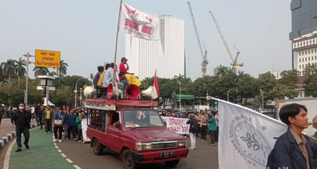 12 Tuntutan Mahasiswa BEM SI Di 10 Tahun Kepemimpinan Jokowi