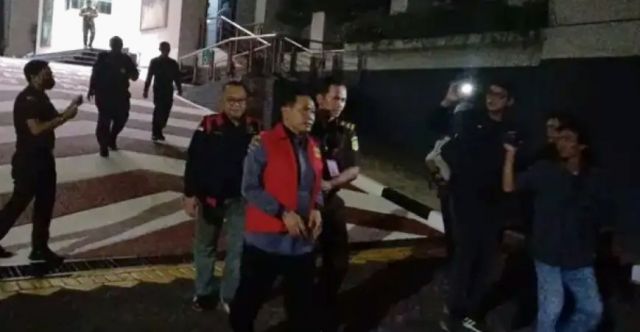 Ex Kadis Dan Pj Bupati Sidoarjo Hudiyono Ditahan Kejati Jatim Atas Dugaan Kasus Korupsi Pengadaan Barang Dan Jasa Dispendik Jatim Tahun Anggaran2017
