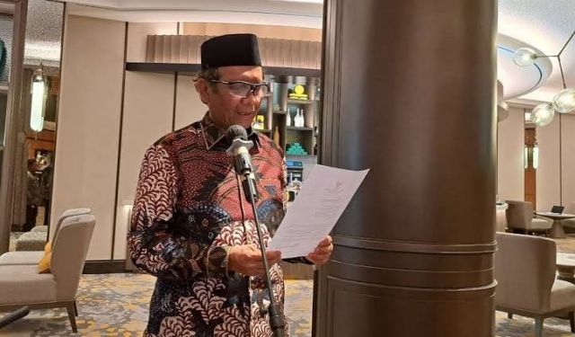Mahfud MD Teken Himbauan Penundaan Halal Bihalal Dan Tegaskan Tak Ada Penambahan Cuti Bersama Lebaran