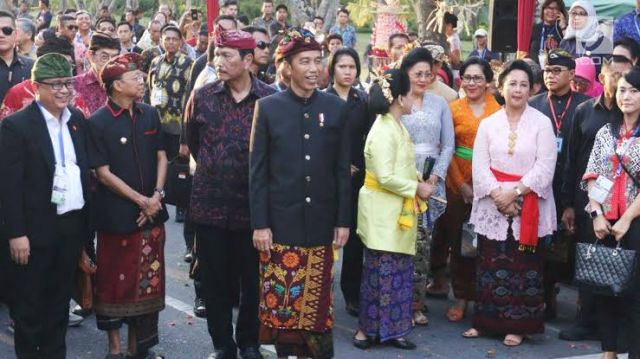 Ditengah Perang Antara Israel-Palestina, Jokowi Sebut Dunia Sedang Terbelah