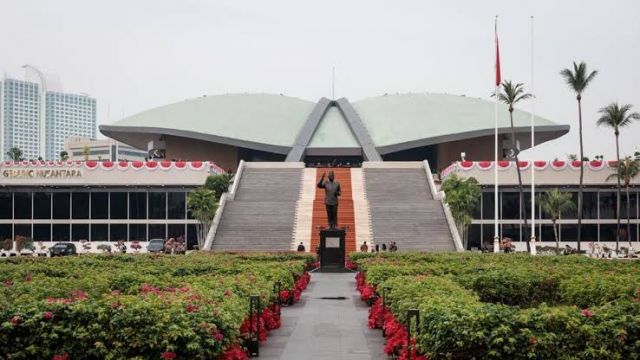 DPR RI Bikin Aturan Baru Yang Bisa Berhentikan Sejumlah Pimpinan Lembaga Negara